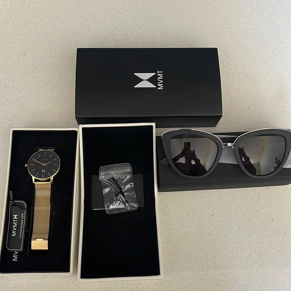 MVMT GOLD WATCH AND SUNGLASSES SET